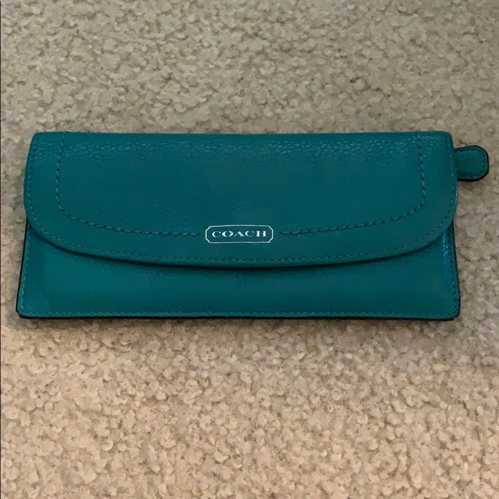 Coach 6 slot wallet